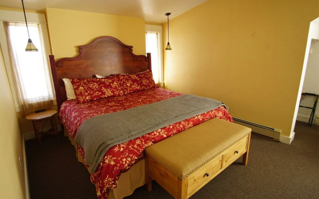 The Inn at Ellsworth Estate
