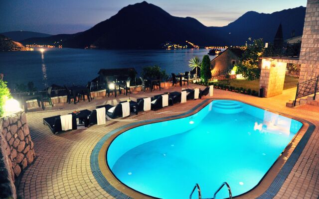 Hotel Per Astra