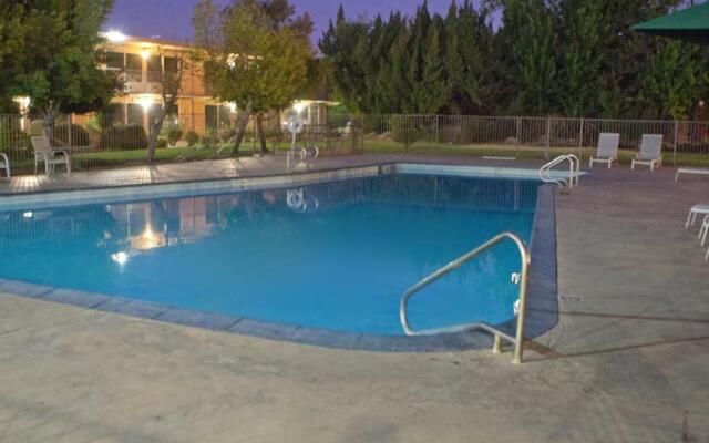 Ashlan Inn Hotel