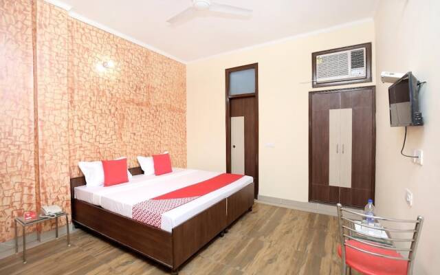 OYO 15067 Hotel Ashoka