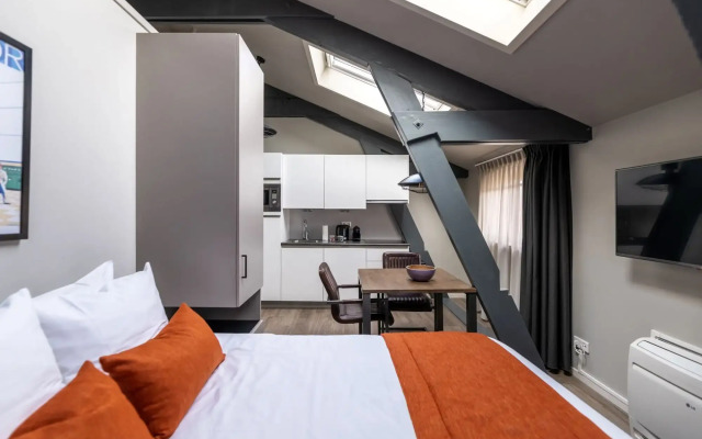 YAYS Amsterdam Maritime by Numa