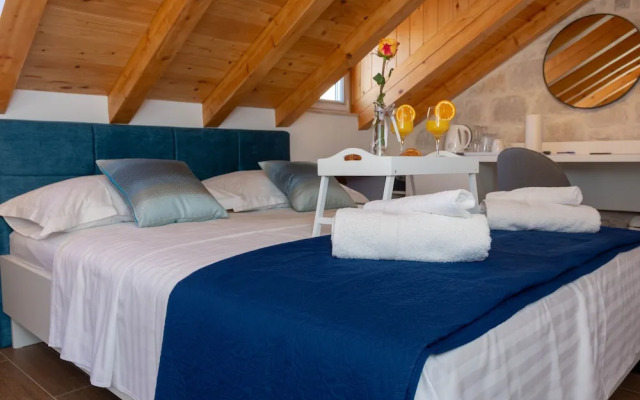 Luxury Rooms Rustic Chic