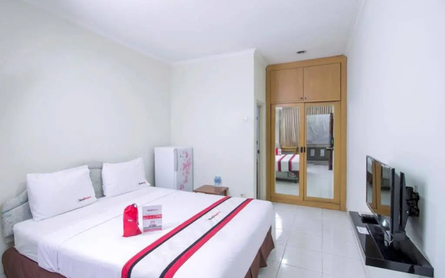 RedDoorz Near WTC Sudirman 2