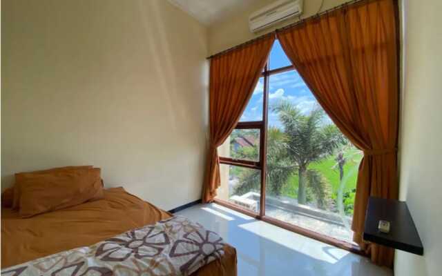 Manyar Sewu Homestay