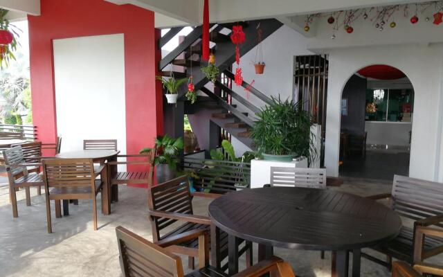 Millenium Maison Home