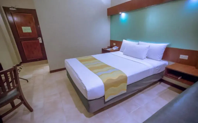 Microtel Inn & Suites