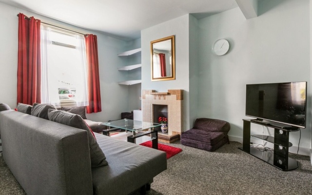 2 b&b 40 Percent off Weekly Half Price Monthly — фото 3