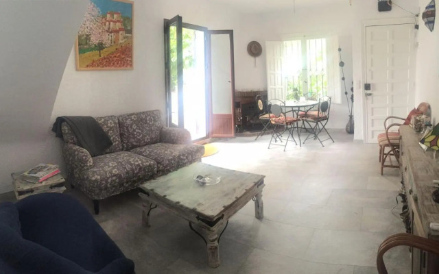 Nueva Nerja 21 Menyber