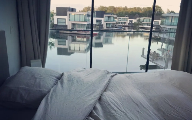 Waterside Living in Arnemuiden