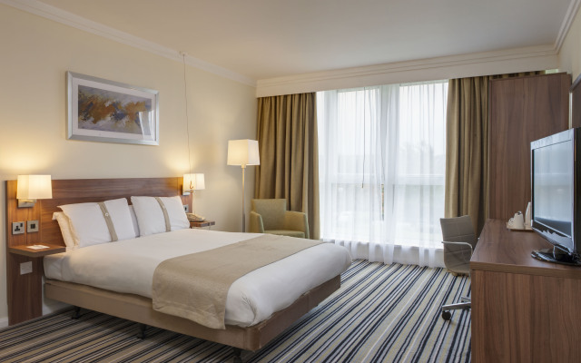 Holiday Inn Ashford Central by IHG