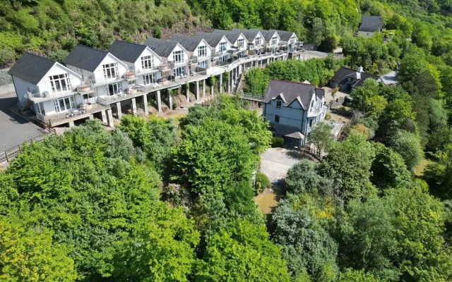 Campbell - 2 Bedroom Apartment - Pendine