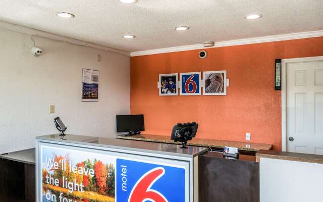 Motel 6 Florence, KY - Cincinnati Airport