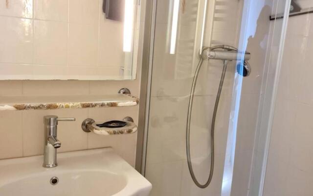 Appartement Six-Fours-les-Plages, 3 pièces, 6 personnes - FR-1-316-95