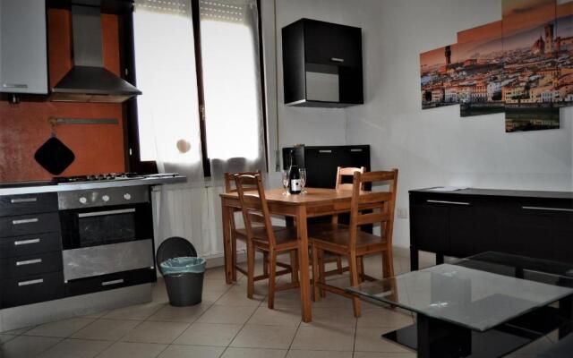 House Near the Center!!