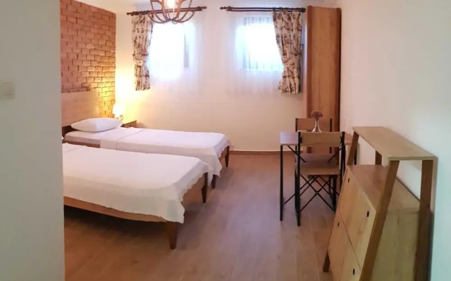 Adayel Otel & Bağ Evi