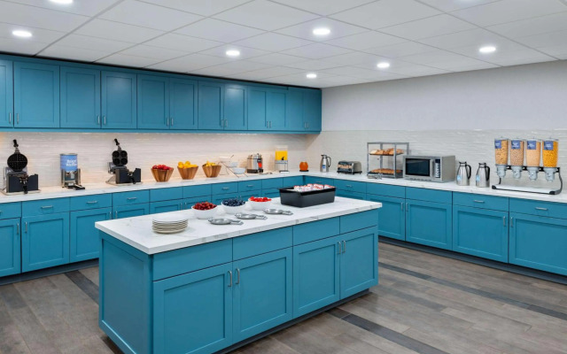 Homewood Suites by Hilton Buffalo Airport