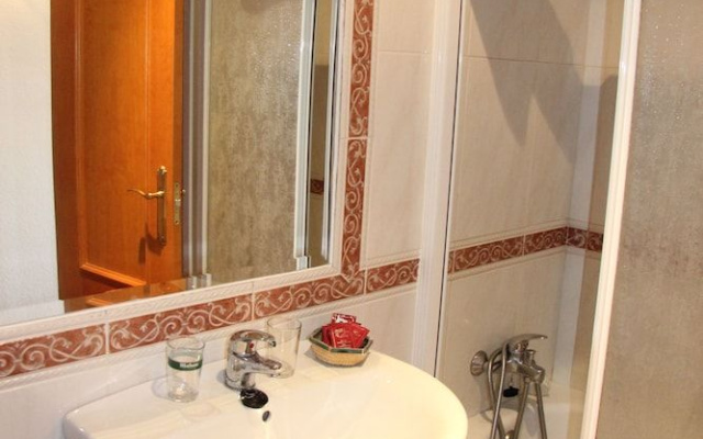 Hostal Cazalegas