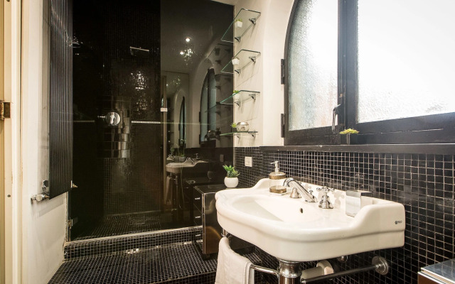 Rental In Rome Riari Garden Luxury