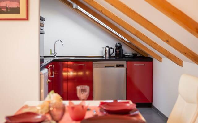 Romantic apartment in the attic