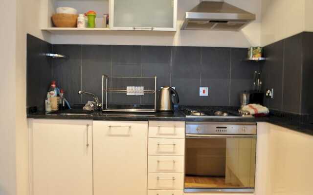 Central 1 Bedroom Flat in Farringdon