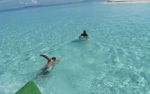 Apquo Veli Hotel Nilandhoo