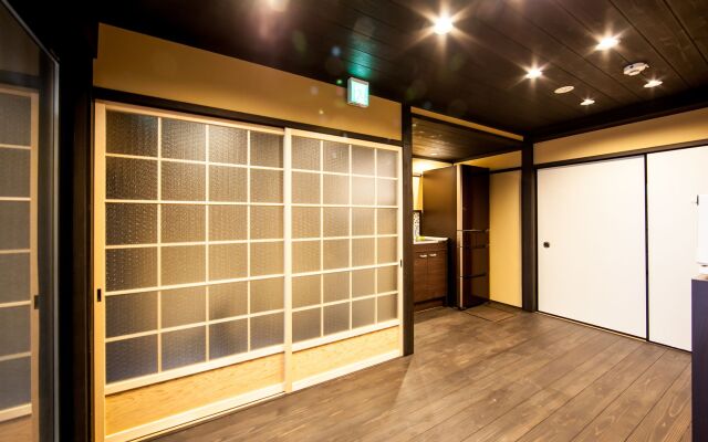 Miro Shichijo Hanabatakecho Tei