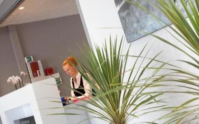 Ténéo Apparthotel Bordeaux Merignac - Aeroport