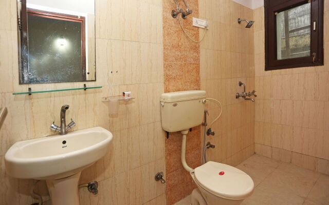 OYO 15929 Comfort Residency