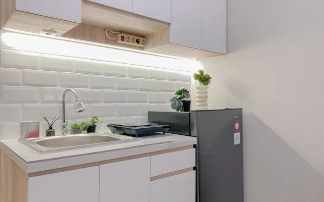 Best Deal And Homey Studio At Meikarta Apartment