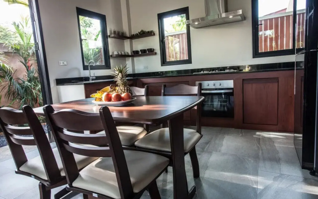 Baan Pinya Executive Bungalow
