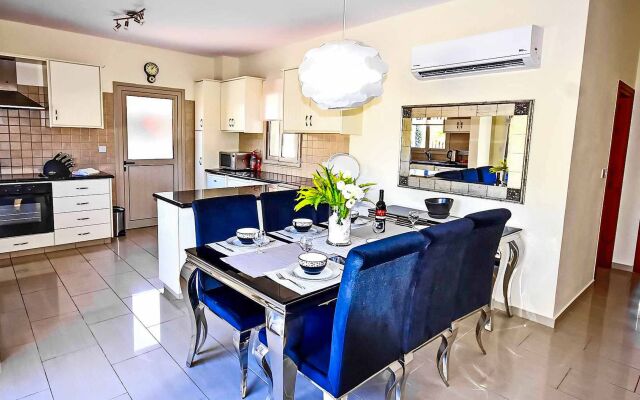 Villa Golden Coral