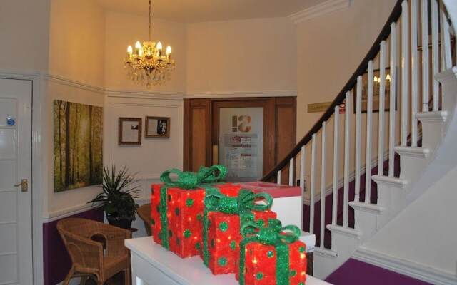 The George Hotel