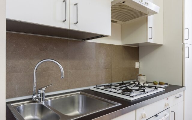 JOIVY 1-Bed Flat In Quiet Neighborhood