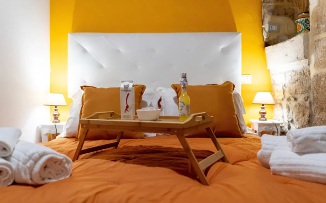 Elsa d'Ortigia - I TRE ARCHI