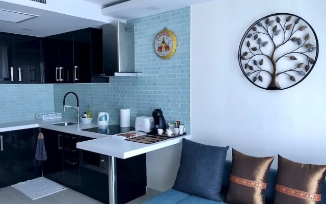 Luxury Apartments in Grand Avenue