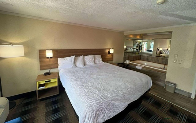 Days Inn by Wyndham Liverpool/Syracuse