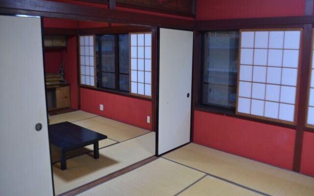 Yuwaku Guesthouse - Hostel