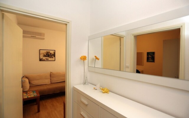 Ali - Modern Apartments - A1