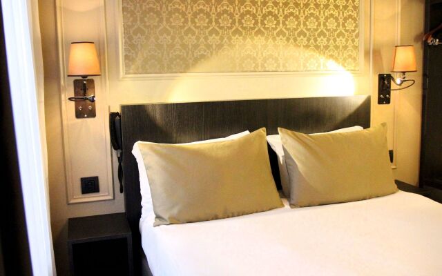 Le Montmartre Saint Pierre Hotel