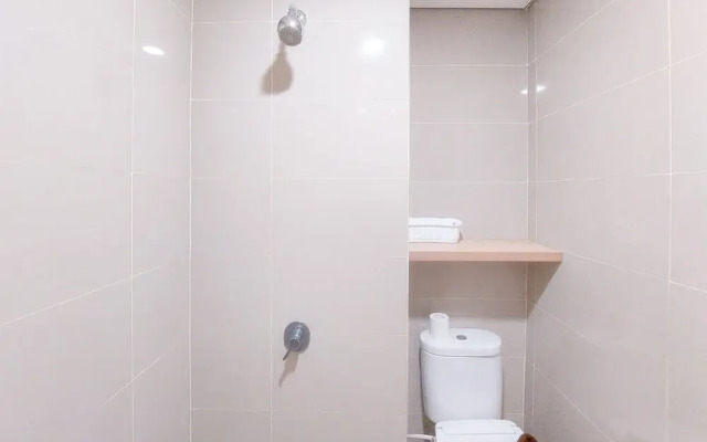 Good Place And Relaxing Studio Apartment At B Residence