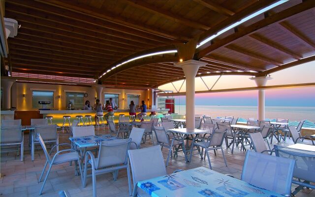 Eva Bay Hotel On The Beach Adults Only
