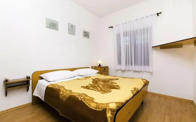 Bepoto - Family Apartment With Terrace - A1