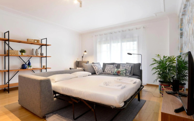 Gorgeous Beach Apartment - Checkinhome