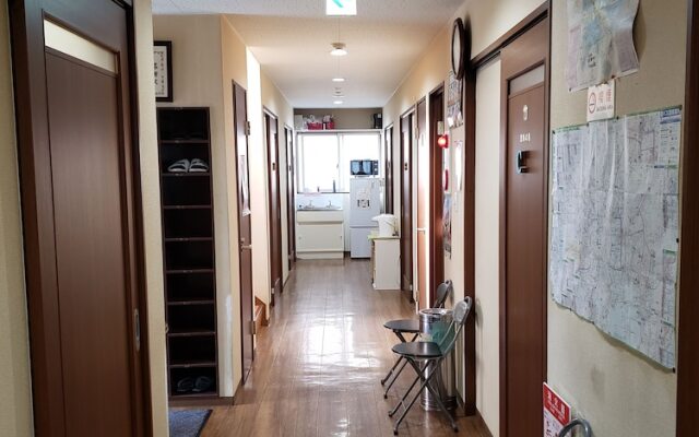 Yamate Rest House - Hostel, Caters to Men