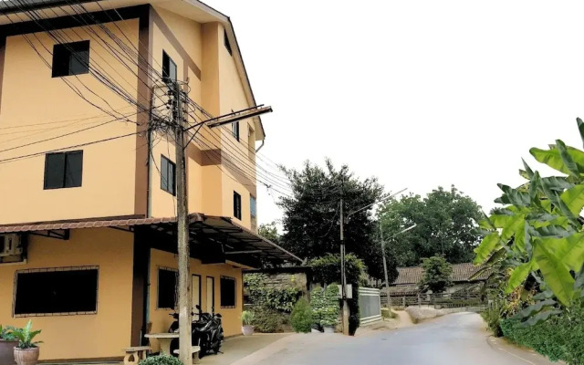 MeeTHan House