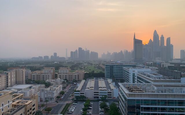 WelHome - Greenery Beautiful Apartment Onyx Tower 2