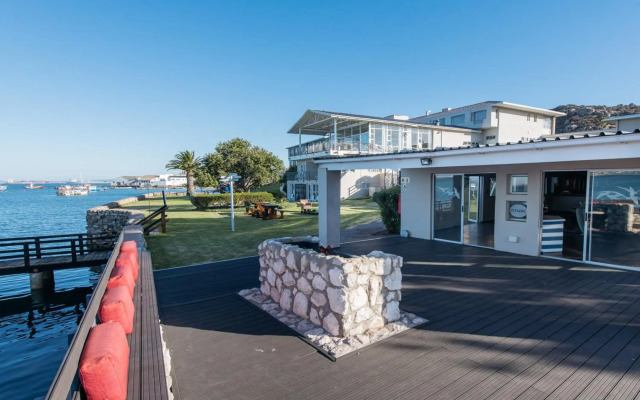 Saldanha Bay Hotel