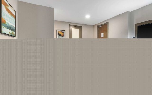 Cambria Hotel Arundel Mills - BWI Airport