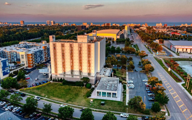 DoubleTree by Hilton Virginia Beach