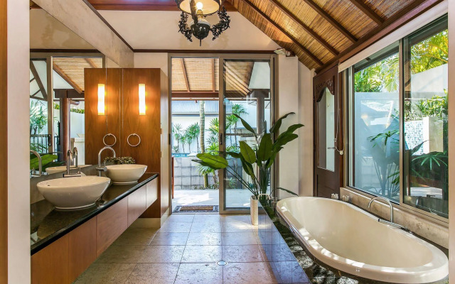 Your Luxury Escape - Amala Villa